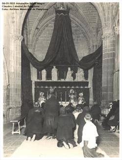 Adoración Reyes Magos. Claustro Catedral de Pamplona el 06-01-1933